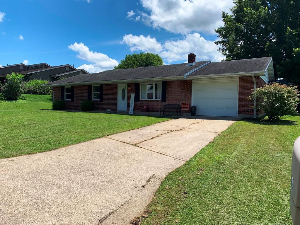 2309 Meadow Ridge Dr, Wheelersburg, OH 45694