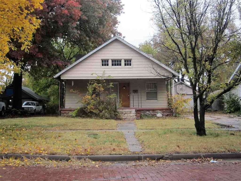 618 E 6th St, Newton, KS 67114 Trulia