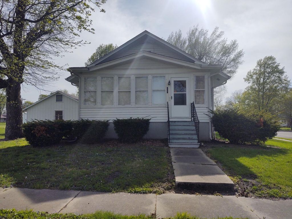 227 Elm St, Slater, MO 65349 Trulia