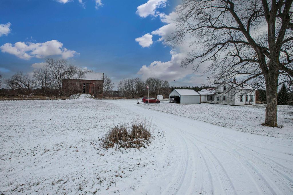 N4944 Heinke Rd, New London, WI 54961 Trulia