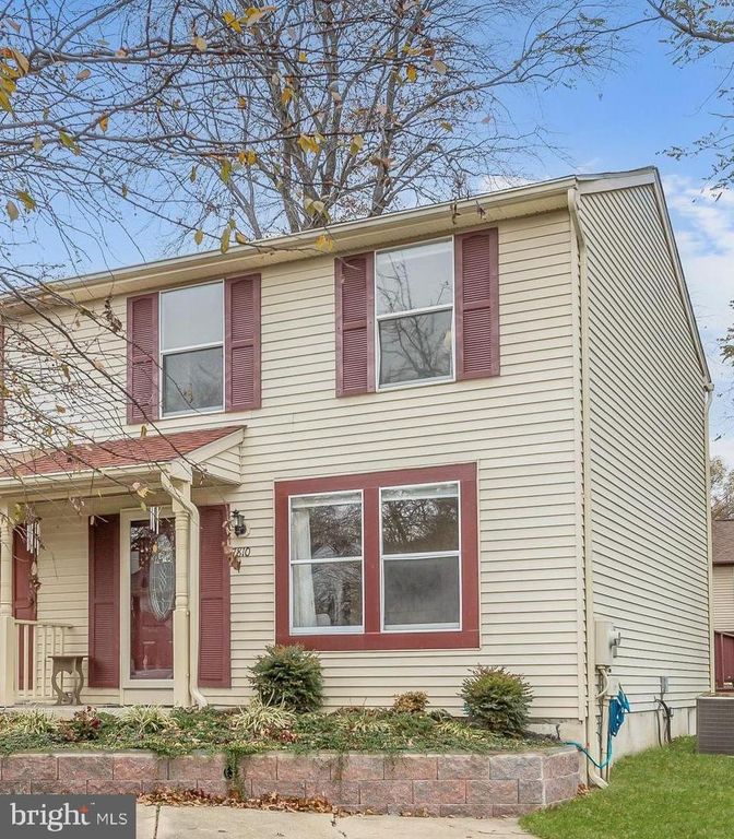 7810 Marioak Dr, Elkridge, MD 21075