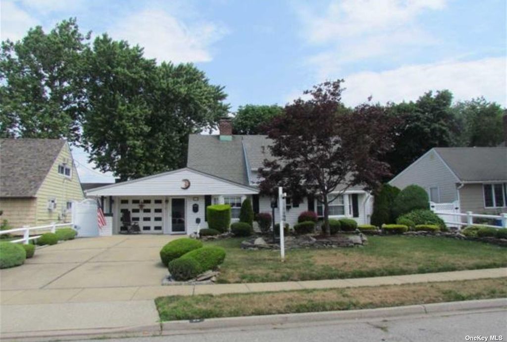 25 Wander Lane, Wantagh, NY 11793 Trulia