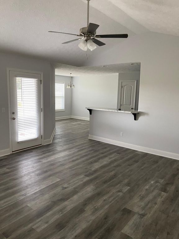 546 Northridge Dr, Bowling Green, KY 42101