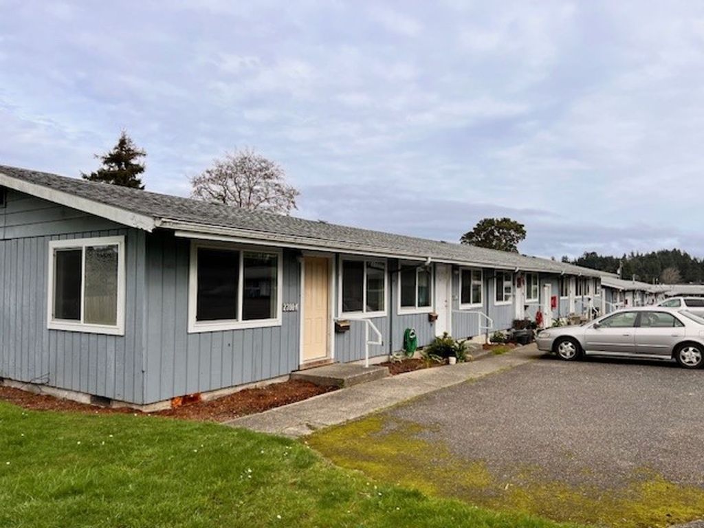 1701 Westwood Apartments North Bend, OR Trulia