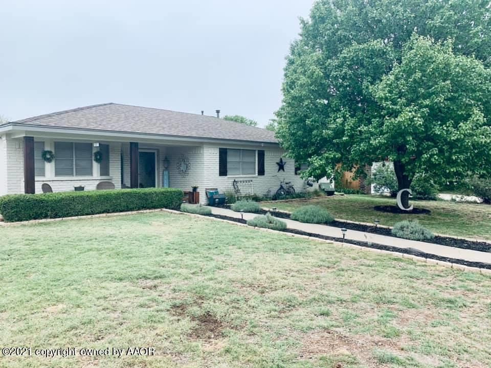 1001 Shelley Dr, Canyon, TX 79015