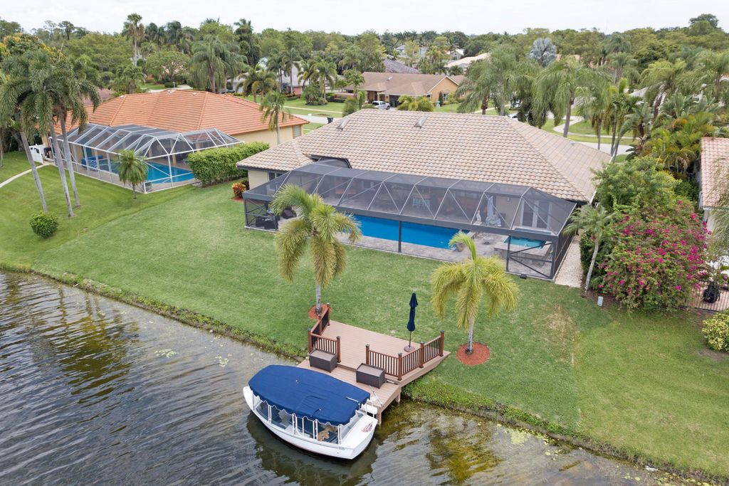 1591 Wiltshire Village Dr, Wellington, FL 33414