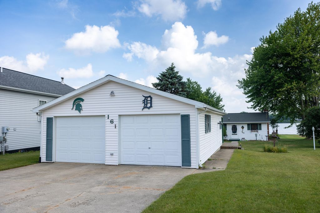 161 Dickerson Vw SW, Stanton, MI 48888 Trulia
