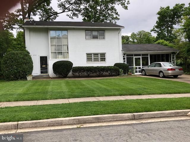6909 Blue Star Dr, Mclean, VA 22101