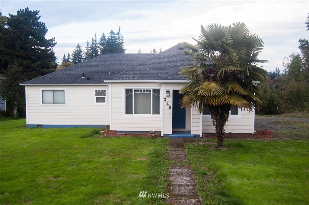329 Nevada Dr, Longview, WA 98632