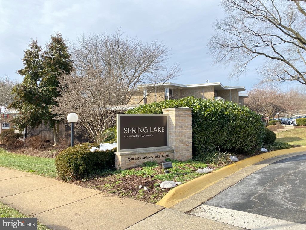 7502 Spring Lake Dr #A, Bethesda, MD 20817