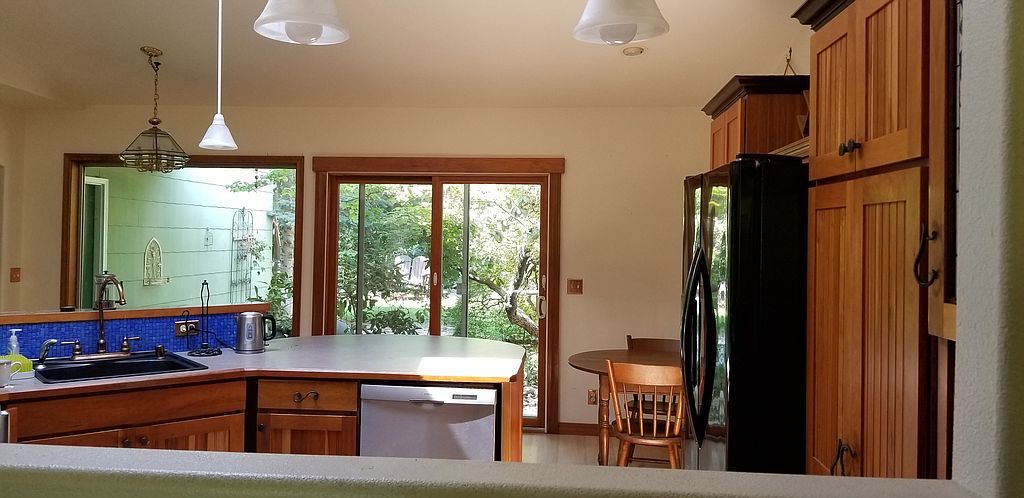 645 Cottonwood Dr, Richland, WA 99352