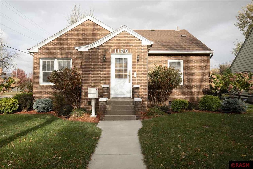 1126 N Franklin St, New Ulm, MN 56073 Trulia