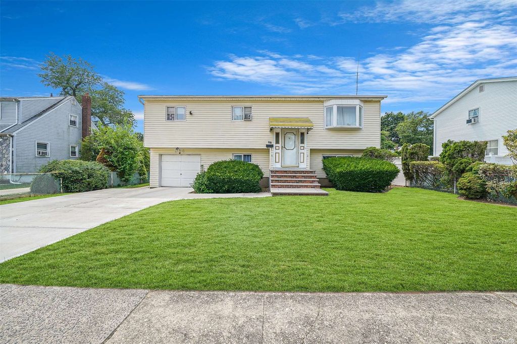 964 Derrick Adkins Lane, West Hempstead, NY 11552 Trulia