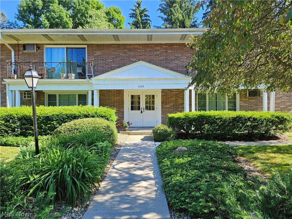 5009 Nob Hill Dr 8B, Chagrin Falls, OH 44022 MLS 5050353 Trulia