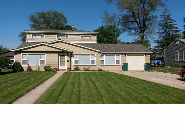936 S Norbury Ave, Lombard, IL 60148