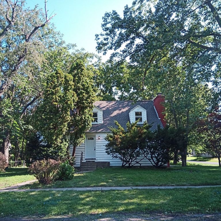 1625 W Clark St, Champaign, IL 61821