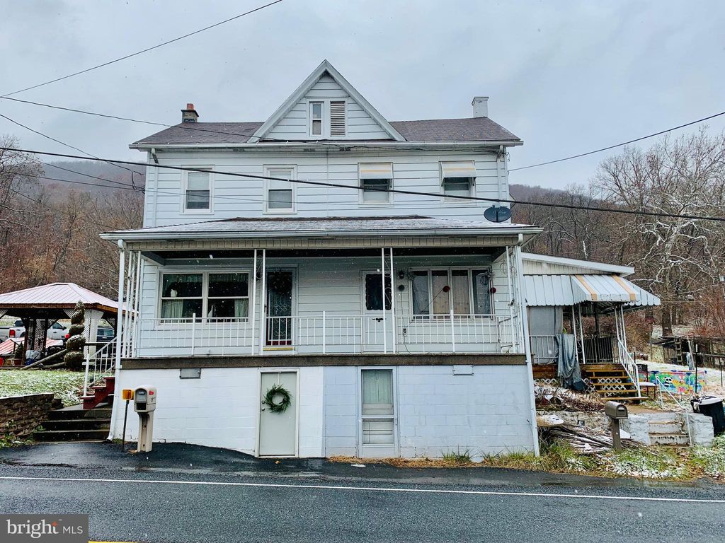 890 High Rd, Ashland, PA 17921
