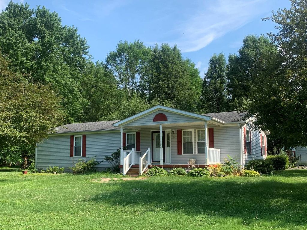 623 W Spring St, Grayville, IL 62844 Trulia
