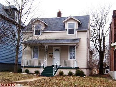 6624 Bartmer Ave, Saint Louis, MO 63130