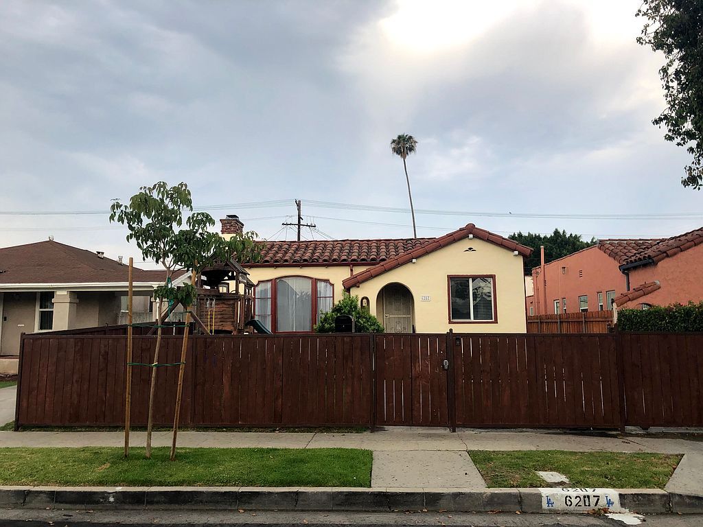 6207 4th Ave, Los Angeles, CA 90043