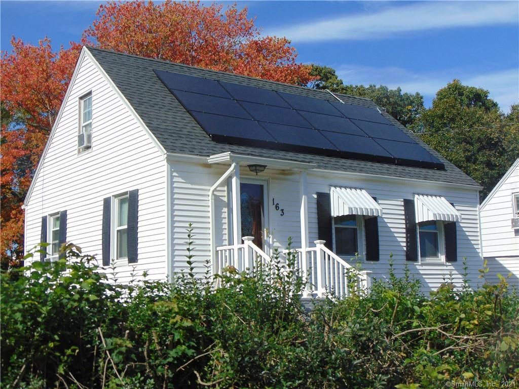 163 Fanning St, Waterbury, CT 06704
