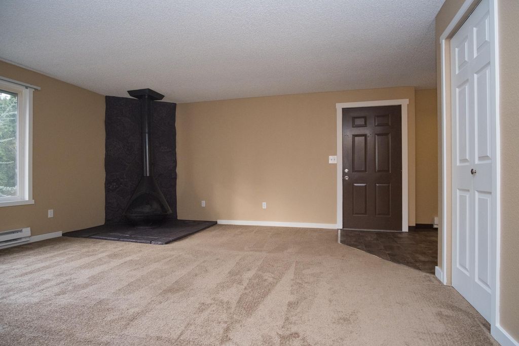 5711 183rd Ave E, Bonney Lake, WA 98391