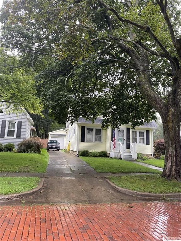 147 Hotchkiss St, Jamestown, NY 14701