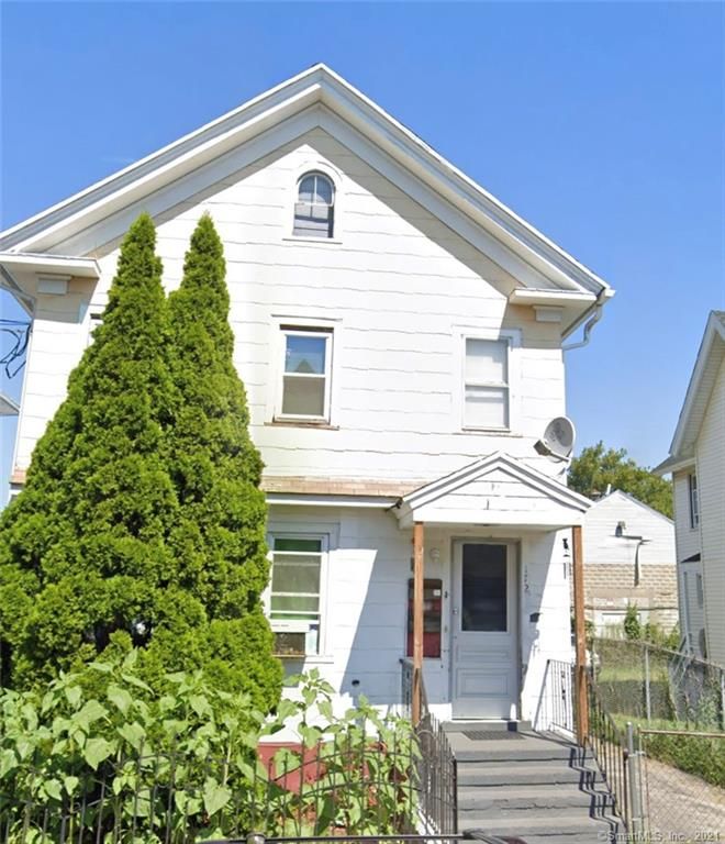 172 Hanover St, Bridgeport, CT 06604