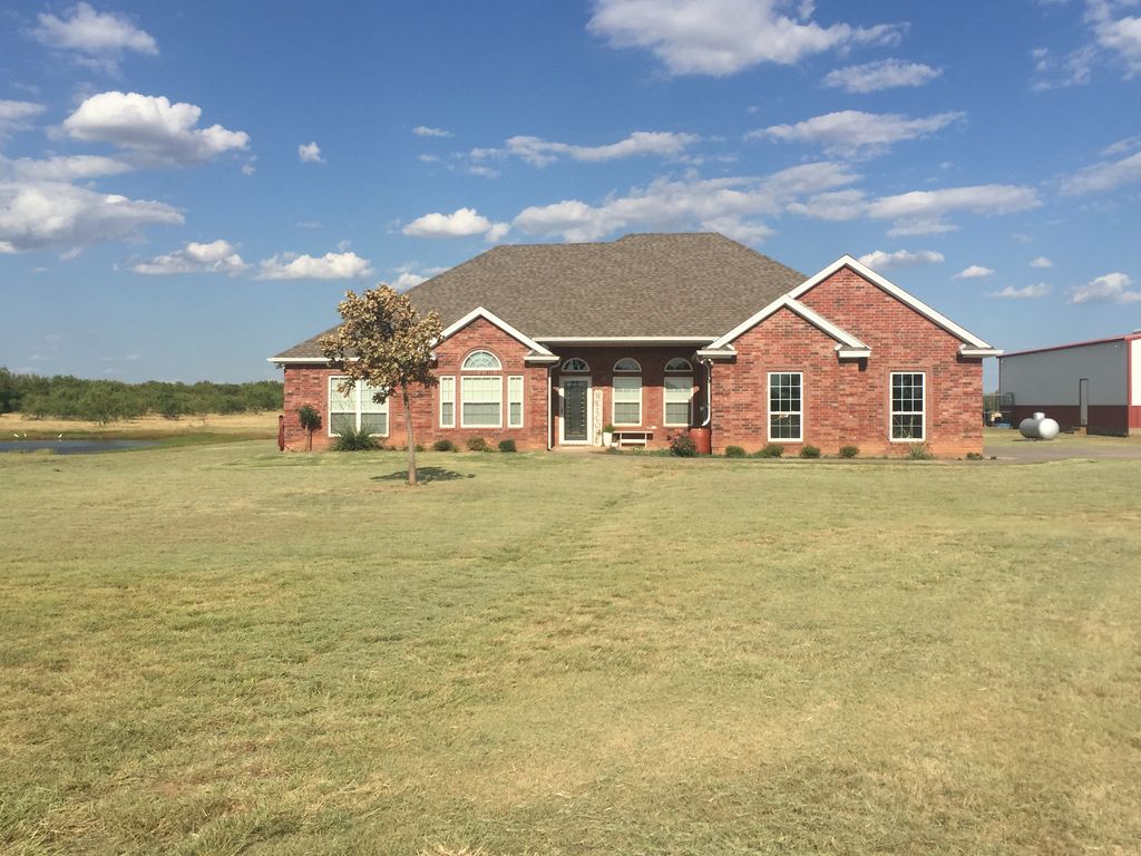 4784 Hall Rd, Iowa Park, TX 76367 Trulia