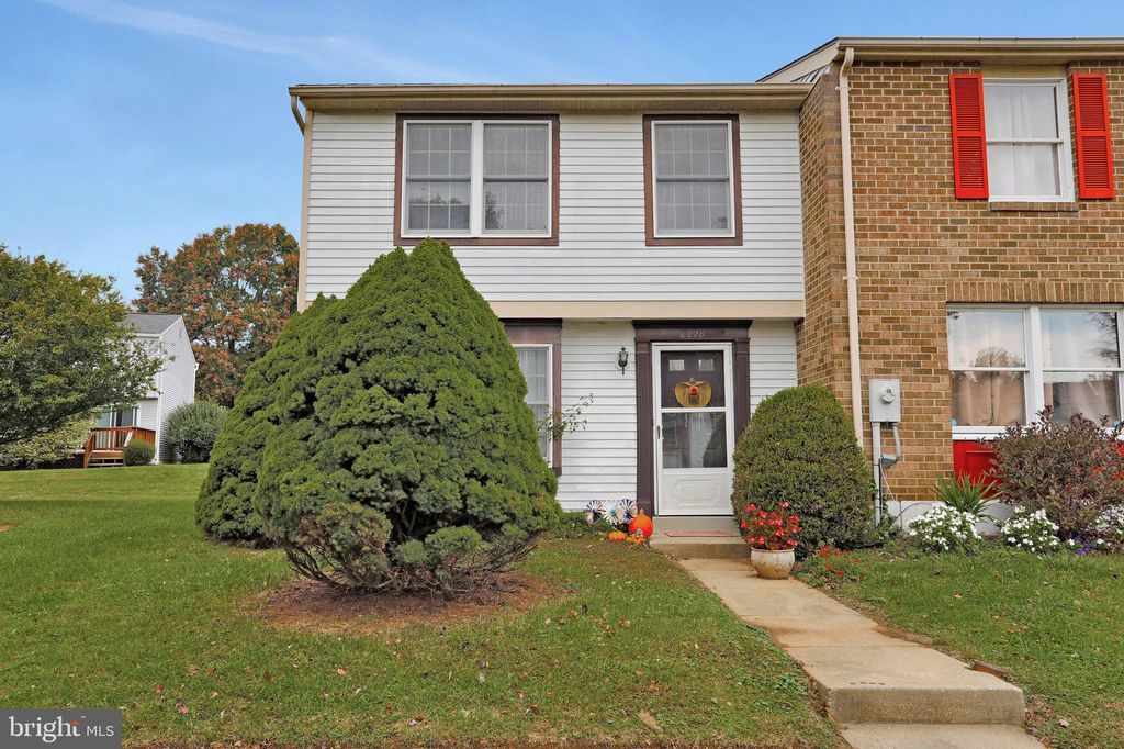 8228 Styers Ct, Laurel, MD 20723