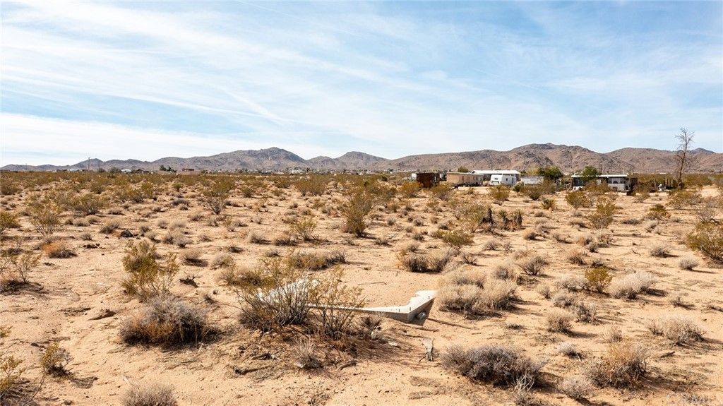 4 Yetters Ln, Landers, CA 92285 Trulia