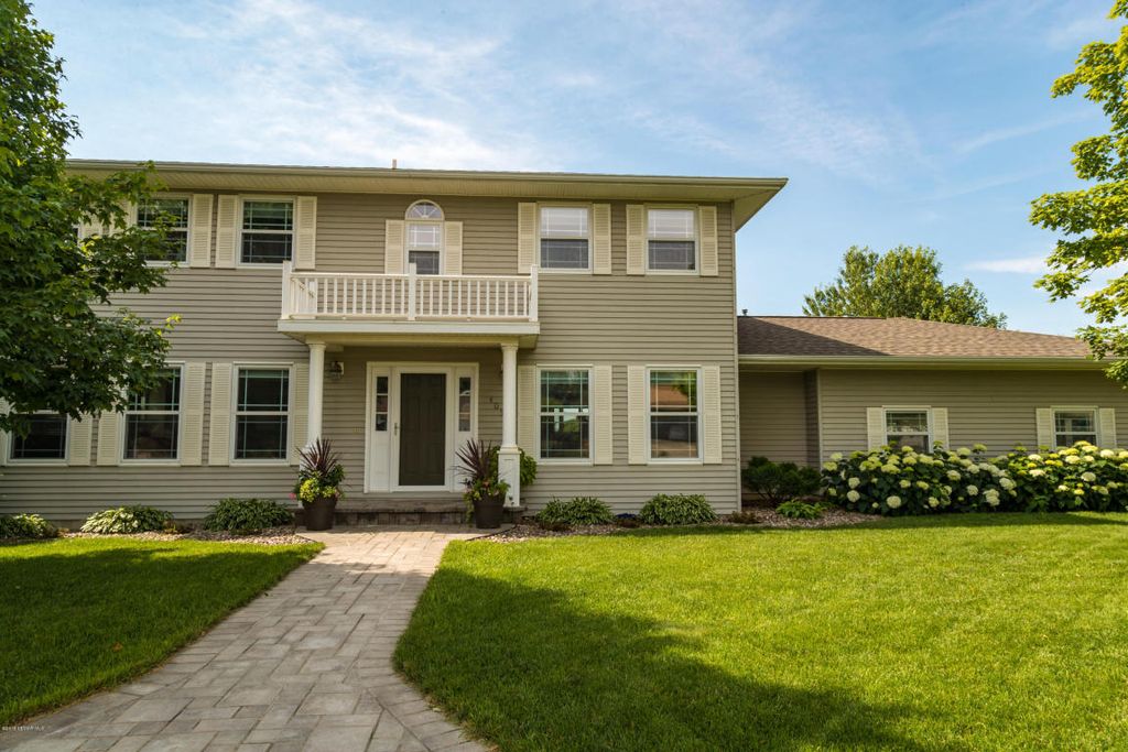 405 W Adams St, Caledonia, MN 55921 Trulia