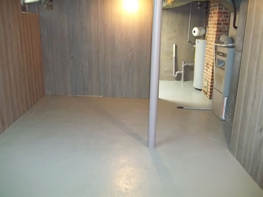 Storage/Work/Play Area
