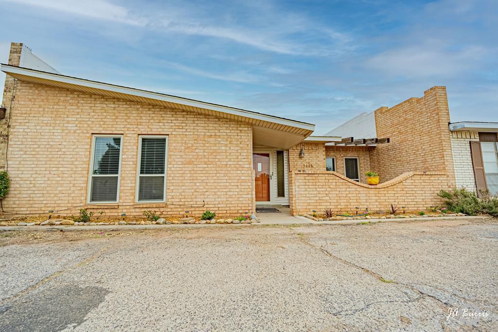 3606 W Ohio Ave, Midland, TX 79703