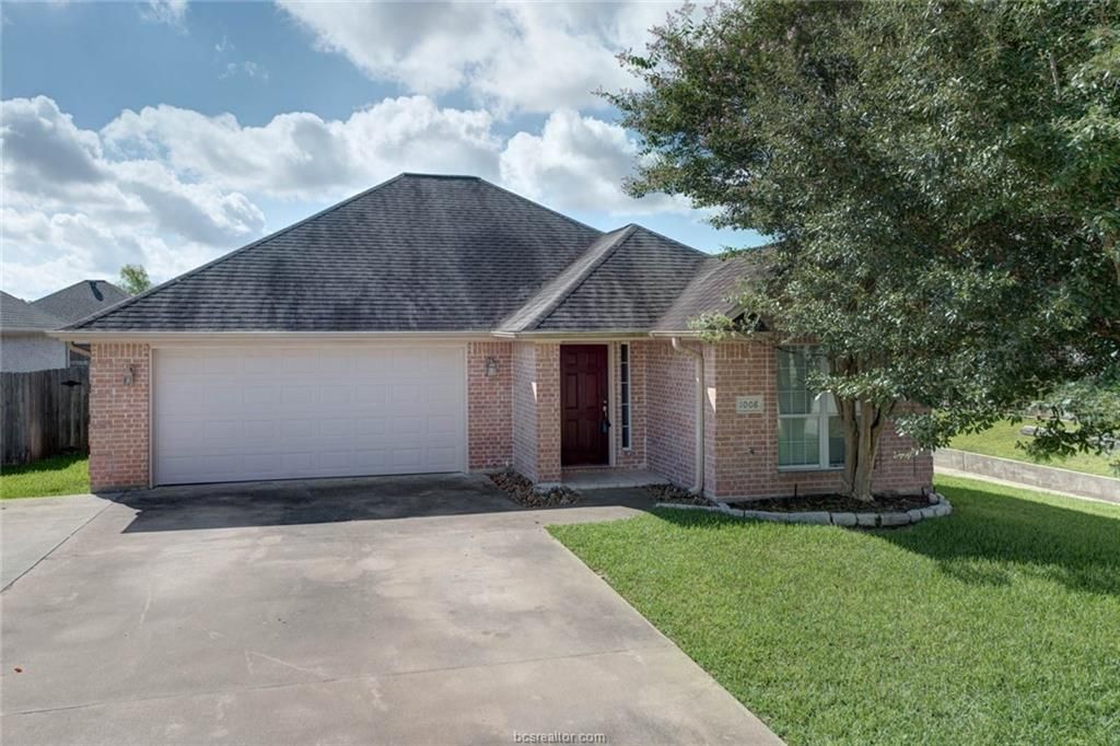 1008 Gardenia St, College Station, TX 77845