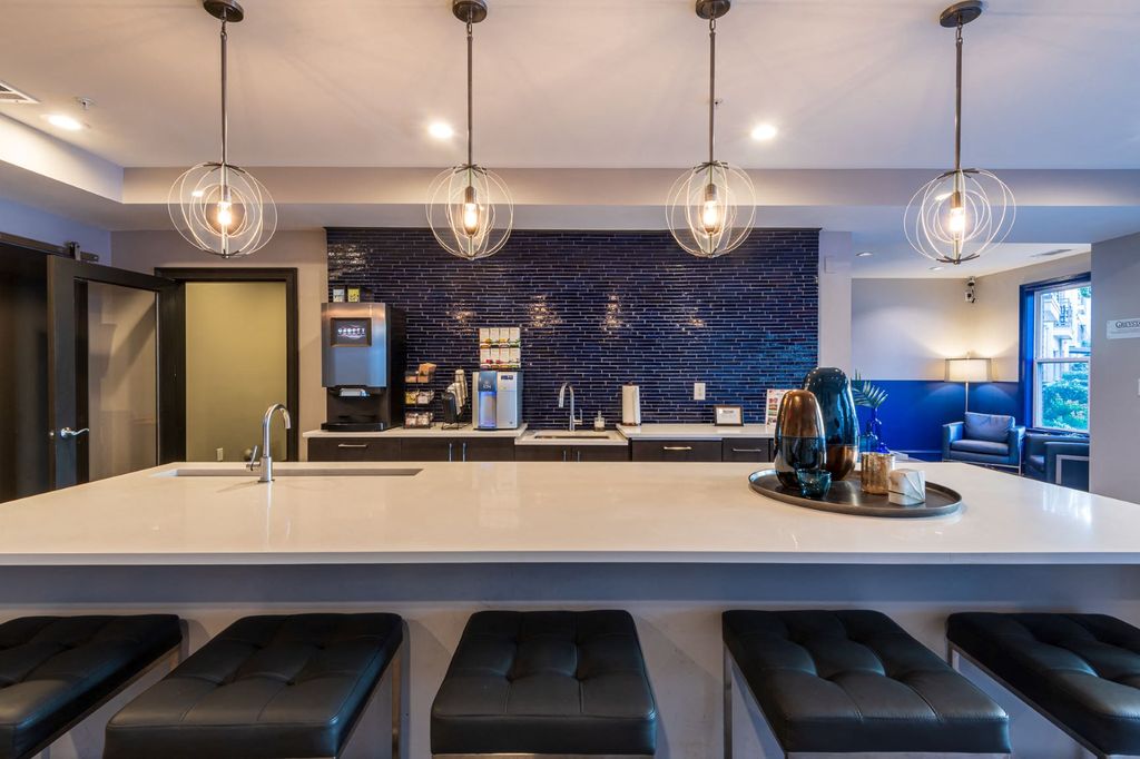 1009 Wade Ave, Raleigh, NC 27605