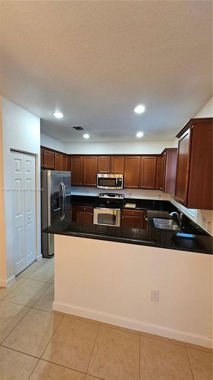 8785 NW 116th Ct #1, Miami, FL 33178
