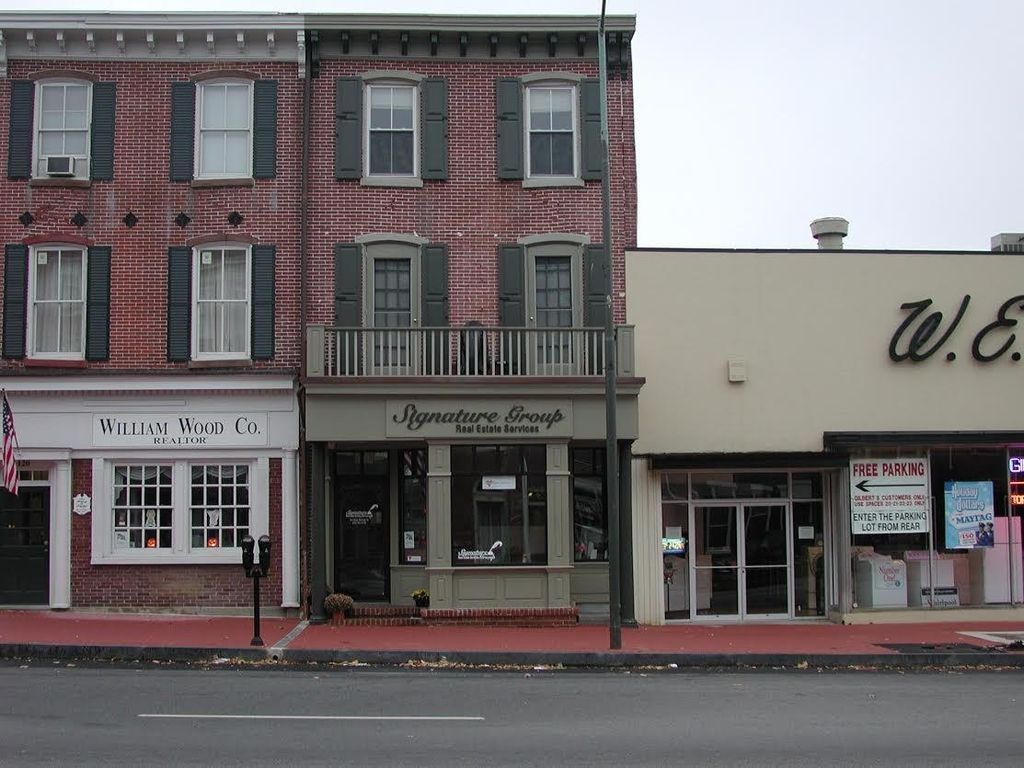 126 W Market St #4, West Chester, PA 19382