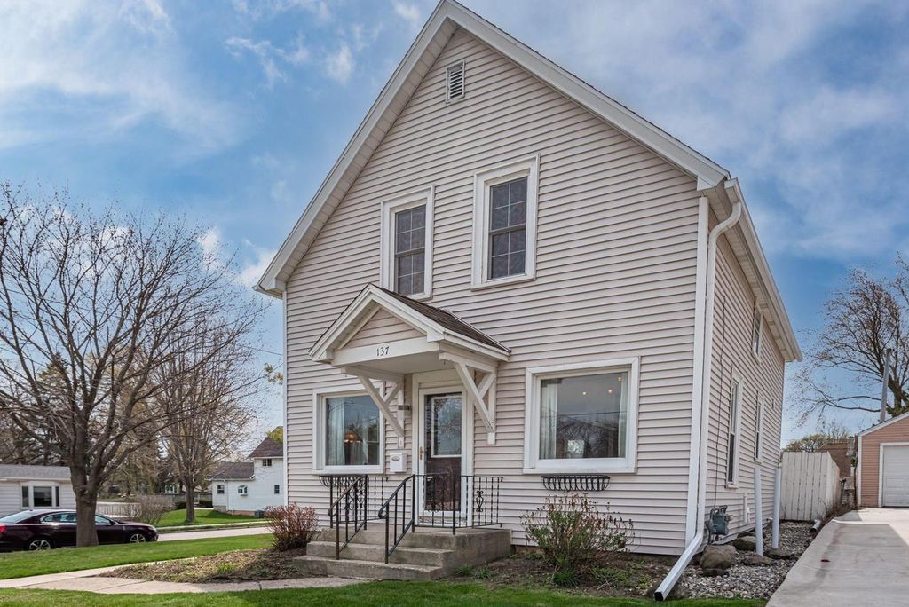 137 East Cleveland St, Port Washington, WI 53074 Trulia