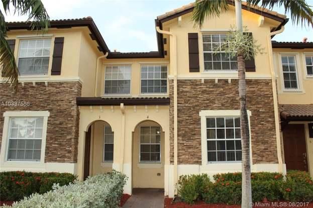 9209 SW 227th St, Miami, FL 33190