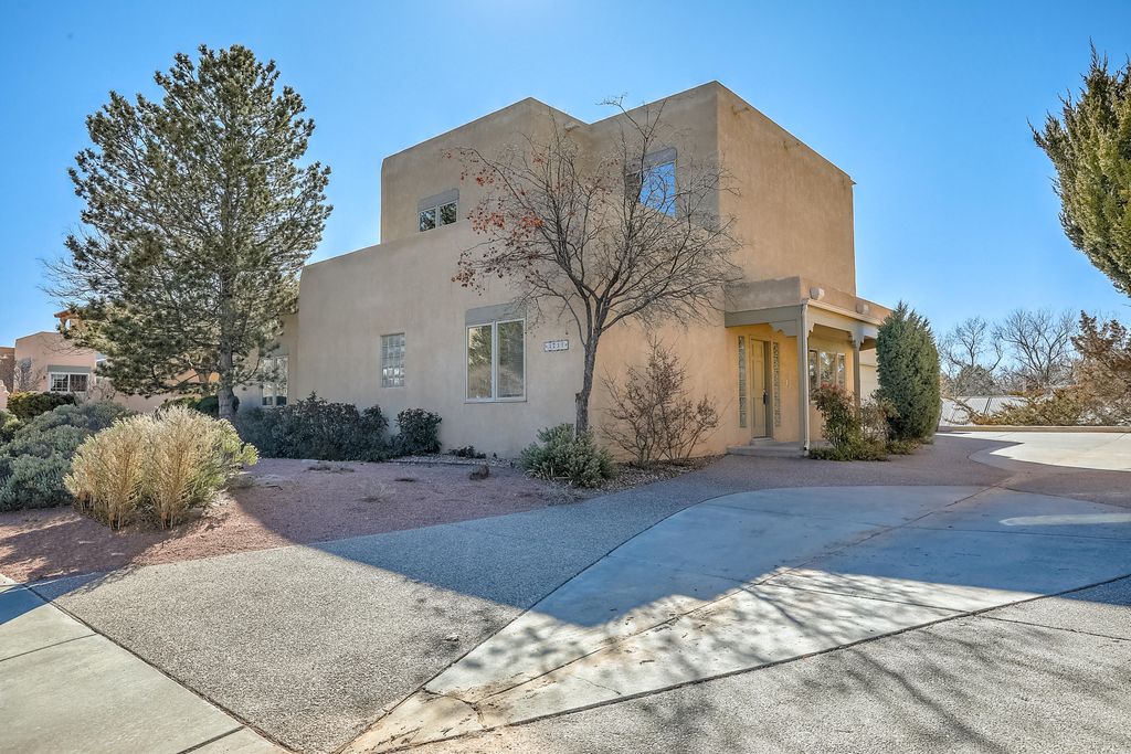 1731 Avenida Alturas NE, Albuquerque, NM 87110 | Trulia