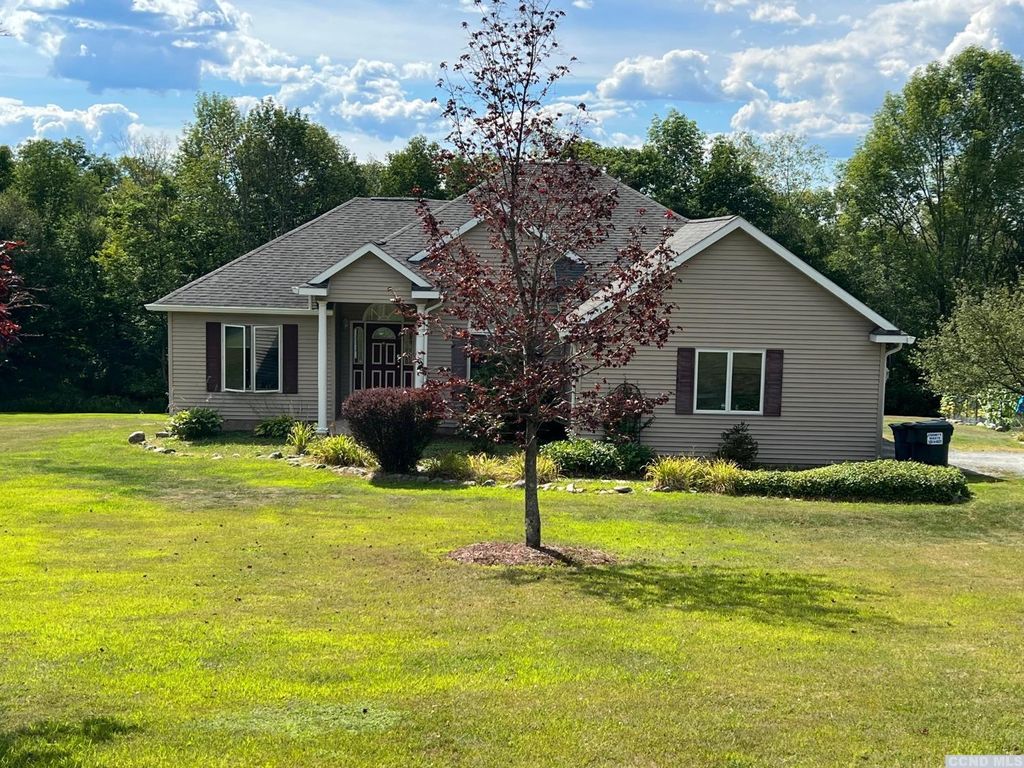 269 Covenant Cir, East Nassau, NY 12062 MLS 143498 Trulia