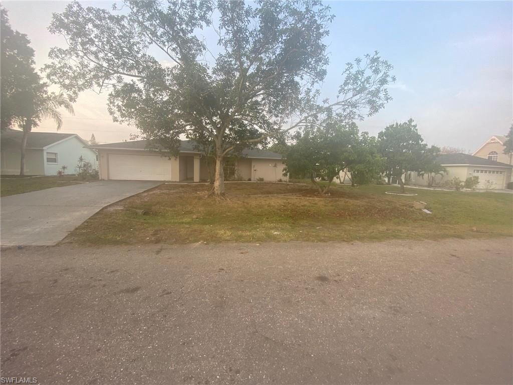 610 SE 19th Ter, Cape Coral, FL 33990