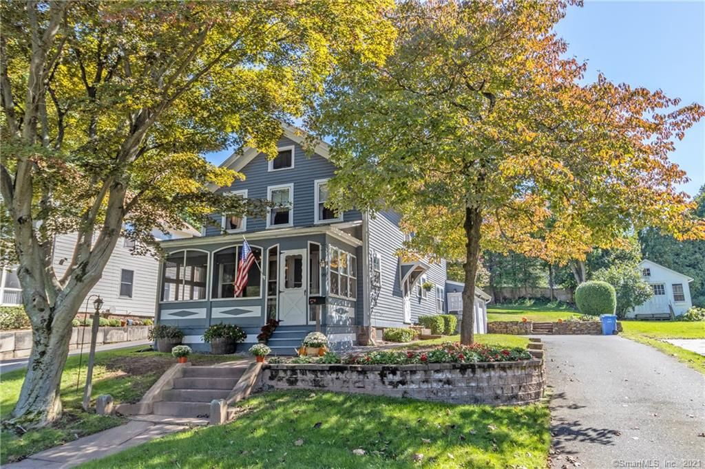 99 E Main St, Portland, CT 06480