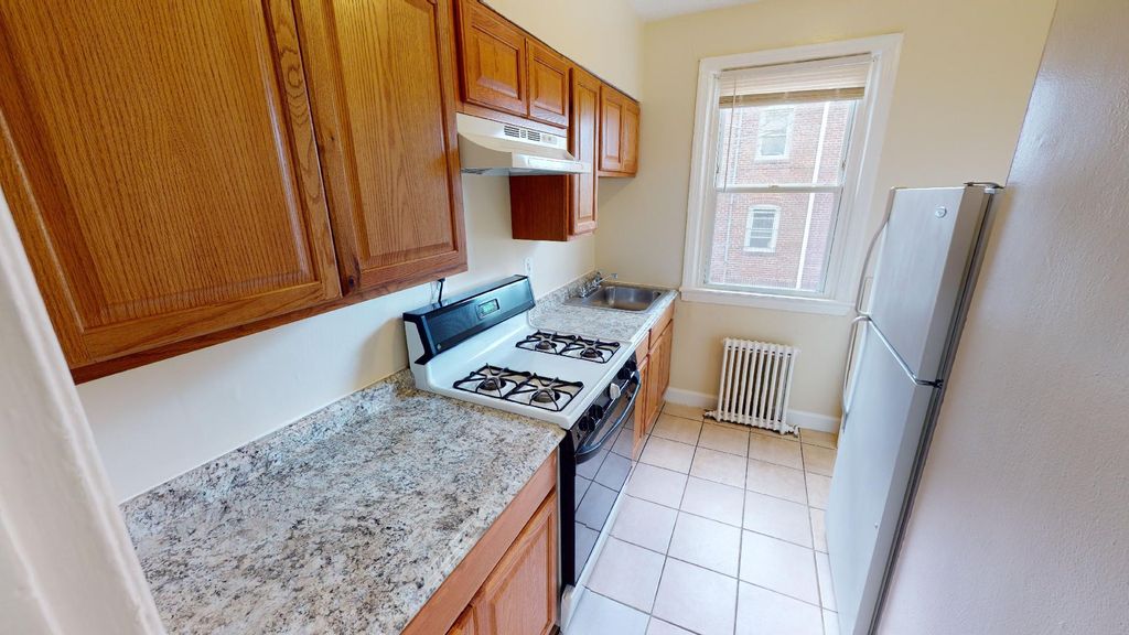 3921 4th St SE #A, Washington, DC 20032