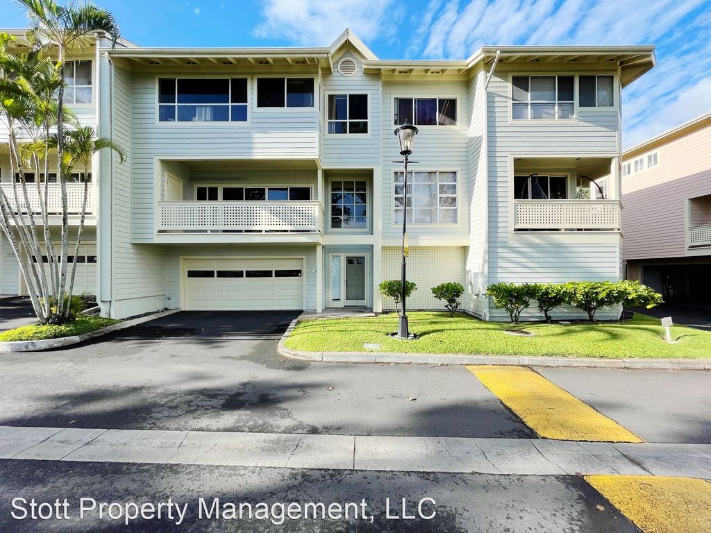 1340C Moanalualani Pl #4C, Honolulu, HI 96819