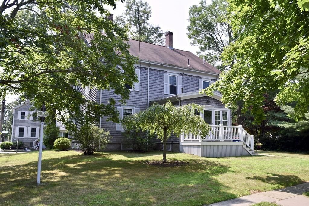 32 Union St, Fairhaven, MA 3 Bed, 2 Bath SingleFamily Home 30