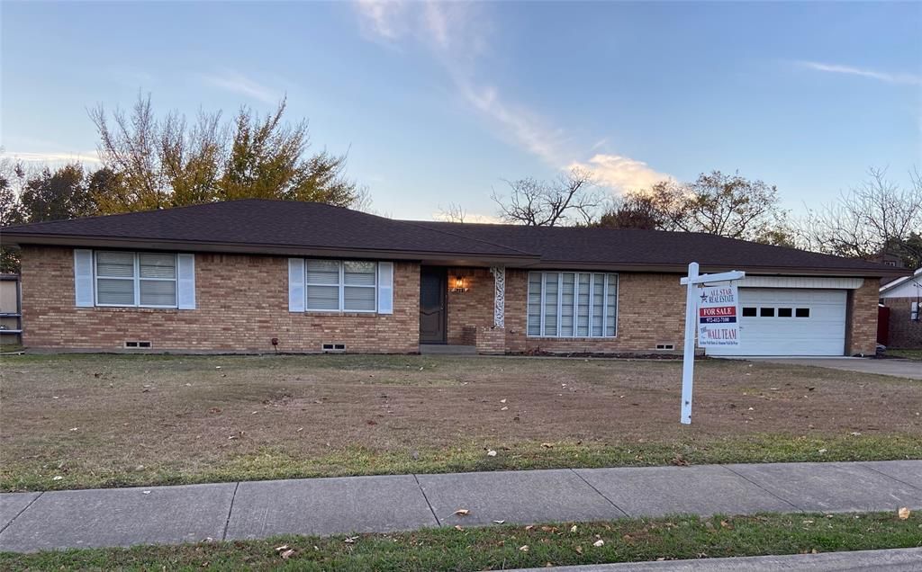4201 Skyline Dr, Rowlett, TX 75088