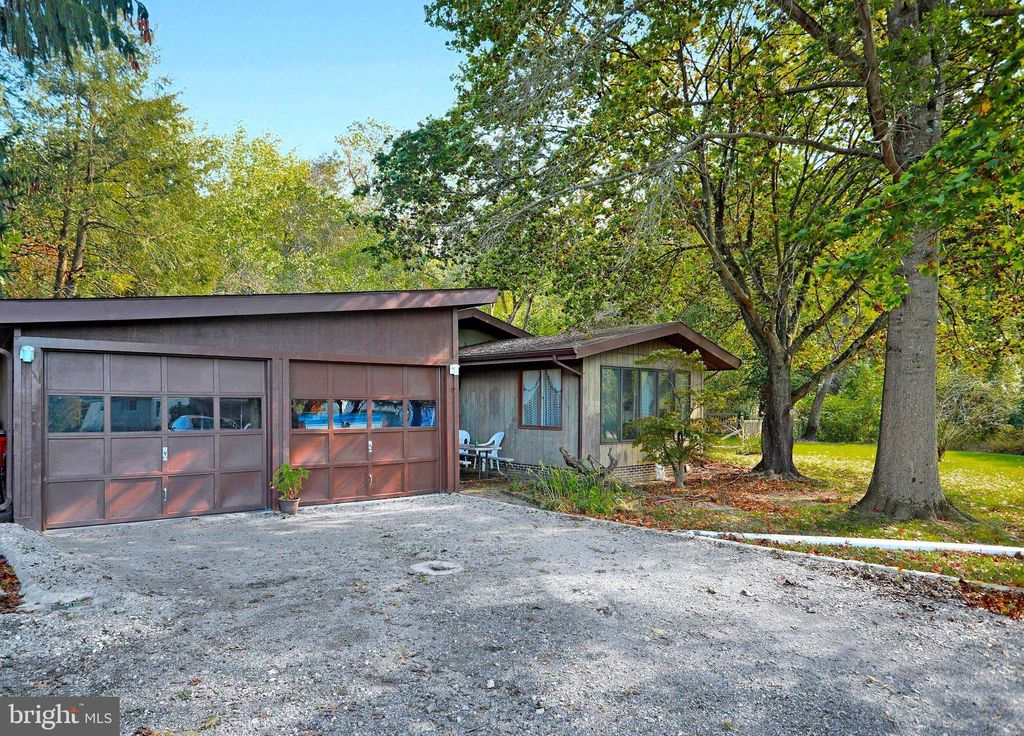 21411 Greenbrier Rd, Boonsboro, MD 21713