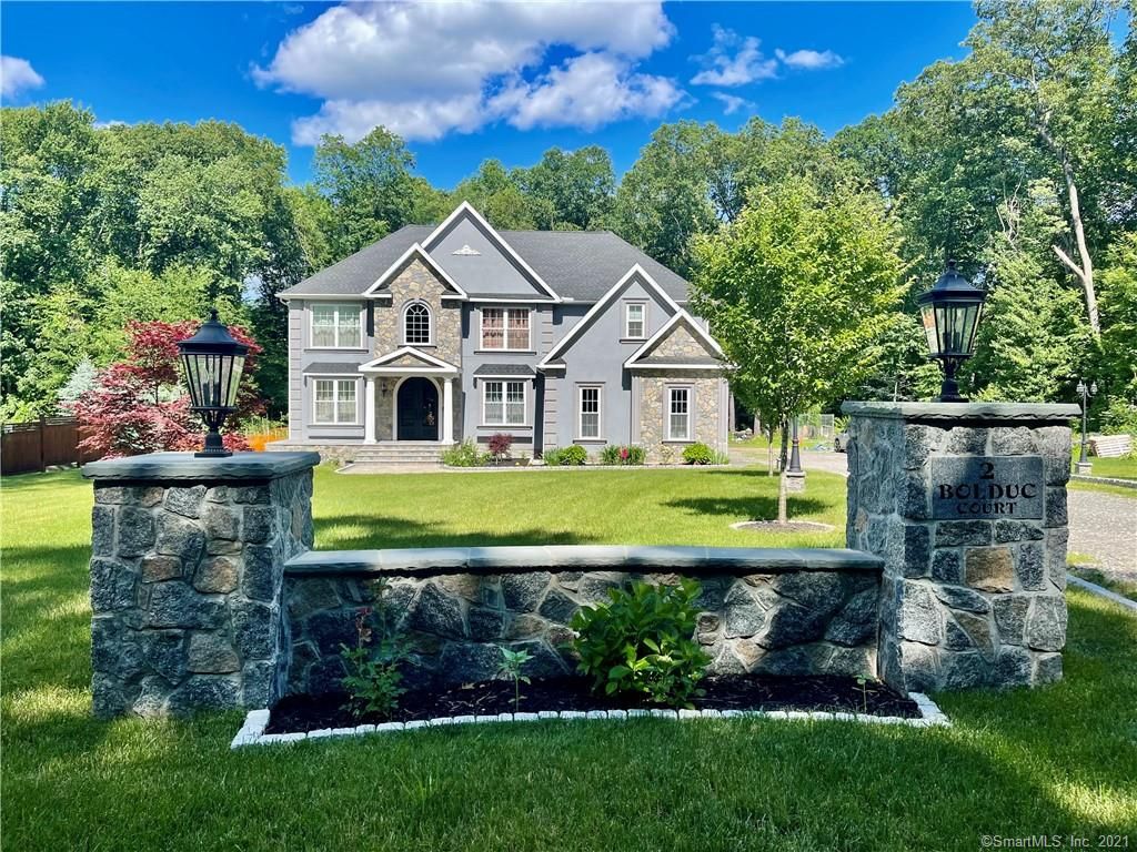 2 Bolduc Ct, Wolcott, CT 06716